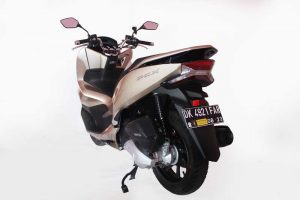 neues Honda PCX 150cc Motorrad mieten auf Bali